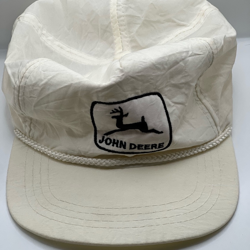 Nylon vintage John Deere hat !!🔥